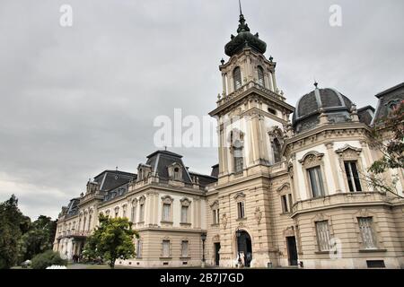 Keszthely, Ungarn. Festetics Palace. Wahrzeichen von Zala County. Stockfoto