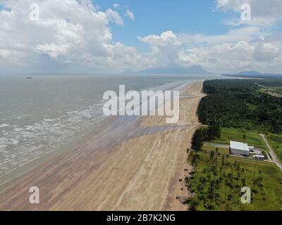 Der Goldene Strand von Trombol, Sarawak, Borneo Island Stockfotografie ...