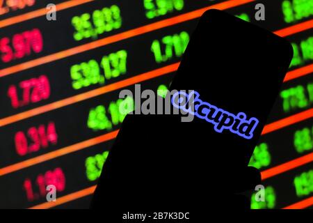 Polen. März 2020. In dieser Abbildung wird ein OkCupid Logo angezeigt, das auf einem Smartphone angezeigt wird. Kredit: Filip Radwanski/SOPA images/ZUMA Wire/Alamy Live News Stockfoto
