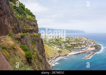 Ponta delgada auf madeira Nordküste Panorama-Blick auf das Meer Stockfoto