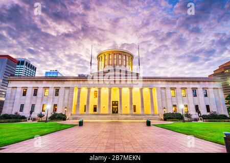Columbus, Ohio, USA, Innenstadt am Ohio Statehouse am Morgen. Stockfoto
