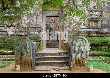 Lankatilaka buddhistischer Tempel in Polonnaruwa, Sri Lanka. Stockfoto