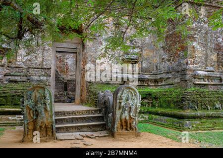 Lankatilaka buddhistischer Tempel in Polonnaruwa, Sri Lanka. Stockfoto