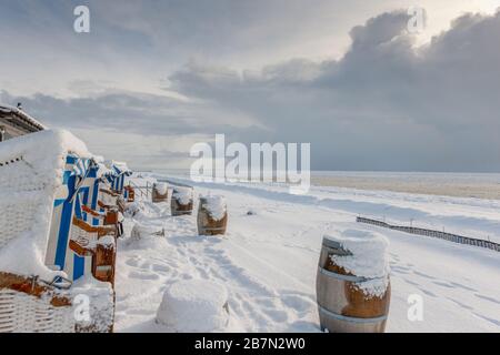 Extremer Winter auf der Insel Föhr, Nordsee, UNESCO-Welterbe, Nordfriesland, Schleswig-Holstein, Norddeutschland, Europa Stockfoto