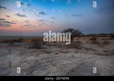 Sonnenaufgang auf der Kubu-Insel Stockfoto