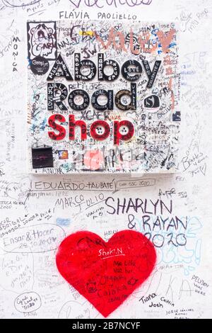 Großbritannien, England, London. Abbey Road Studios, in denen die Beatles und Pink Floyd Aufnahmen Stockfoto