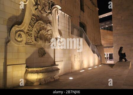 Brunnen am jean de valette Platz in valletta (malta) Stockfoto