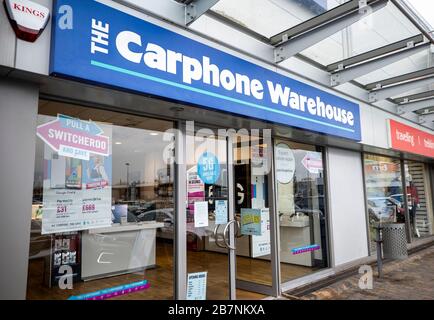 Ein Carphone Warehouse Store auf der Boucher Road in Belfast, da fast 3.000 Arbeitsplätze bei Dixons Carphone gewachst werden, nachdem der Händler angekündigt hatte, alle 531 davon zu schließen???s eigenständige Carphone Warehouse Handygeschäfte in Großbritannien. Stockfoto