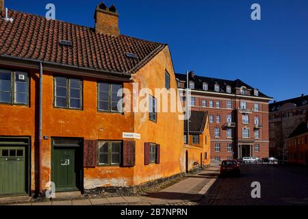 Kopenhagen, Dänemark Nyboder historischer Yellow Row House District der ehemaligen Marinekasernen für die Royal Danish Navy Stockfoto