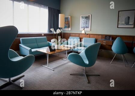 Kopenhagen, Dänemarks Hauptstadt, Zimmer 606 ein Museumsraum im SAS Radisson Hotel das einzige Zimmer, das von Arne Jacobsen entworfen wurde Stockfoto