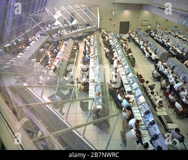 Apollo 12 - NASA, 1969. Blick auf den Feuerraum 2 im Launch Control Center während des Countdown-Demonstrationstests für die Apollo 12-Mission, 10. Oktober 1969. Stockfoto