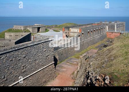 Das napoleonische Brean Down Fort an der Somerset Coast bei Weston-Super-Stute, England, Großbritannien, gehört heute dem National Trust und wird von diesem verwaltet Stockfoto