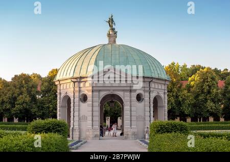 München - 3. Juli 2014: München, Hofgarten, Diana-Tempel, Bayern Stockfoto