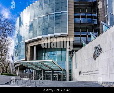 The Criminal Courts of Justice, Gebäude in der Parkgate Street, Dublin. Es ist das wichtigste Strafgericht in Irland. Stockfoto