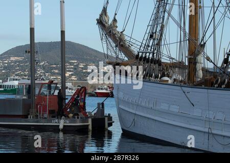 MARINE-EVENEMENT - SAINT MALO LE FRANCAIS - Old Chip, Segler Leben - 3 Matten Barque de 1948 - erste segelboot Demontage ... Stockfoto