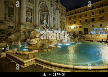 Trevi-Brunnen. Nachtfotograpie. Rom, Italien Stockfoto