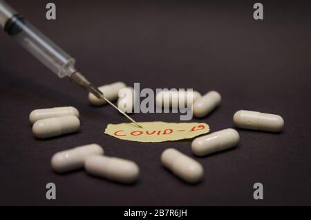Impfung. Konzept des Kampfes und der Prävention mit neuartigen Coronavirus. Coronavirus, Coronavirus Impfstoff, nCoV, COVID-19. Stockfoto