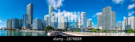 Panoramablick auf die Hochhäuser in Brickell, Miami. Stockfoto