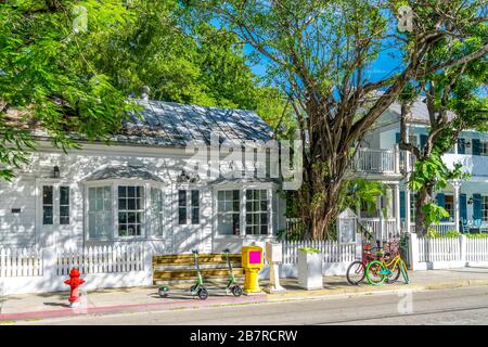 Blick auf die Straße Key West, Florida Stockfoto