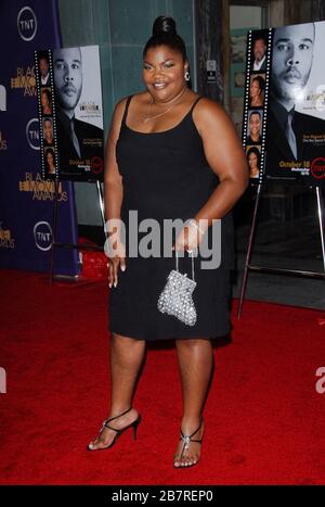 MO'Nique bei den "The Film Life's 2nd Annual Black Movie Awards" im Wiltern LG Theatre in Los Angeles, Kalifornien. Die Veranstaltung fand am Sonntag, den 15. Oktober 2006 statt. Foto von: SBM / PictureLux - Aktenzeichen # 33984-8078SBMPLX Stockfoto