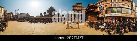 360-Grad-Panorama in der Nähe des Durbar-Platzes in Kathmandu, Nepal Stockfoto