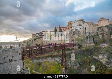 Übersicht in der Abenddämmerung. Cuenca, Spanien. Stockfoto