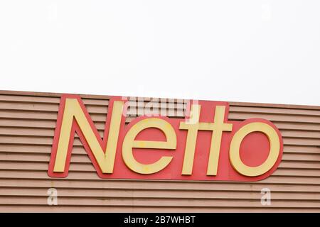 Bordeaux, Aquitanien/Frankreich - 01 24 2020: Netto Discount Store Logo Zeichen Supermarkt Shop Hardiscount Corporation Stockfoto