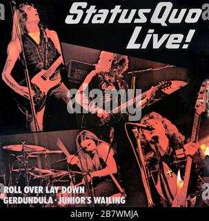 Status Quo Live 7-Zoll 45 U/min Einzelaufnahme der Rockband Status Quo. Circa 1975 Stockfoto