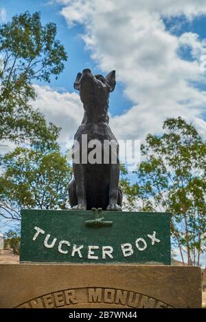 Der berühmte Hund auf einer Tucker Box Statue, Denkmal. In Gundagai, NSW, Australien. Stockfoto