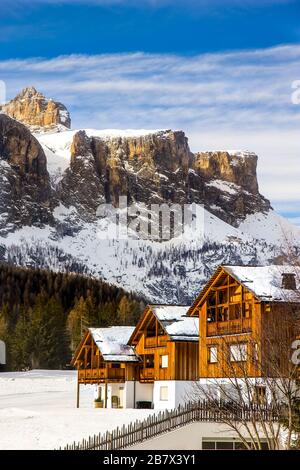 Häuser in Südtirol, Alta Badia, Italien Stockfoto