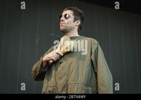 Aarhus, Dänemark. Juni 2018. Die englische Sängerin, Songwriterin und Musikerin Liam Gallagher führt ein Live-Konzert während des dänischen Musikfestivals Northside 2018 in Aarhus durch. (Foto: Gonzales Foto - Nikolaj Bransholm). Stockfoto