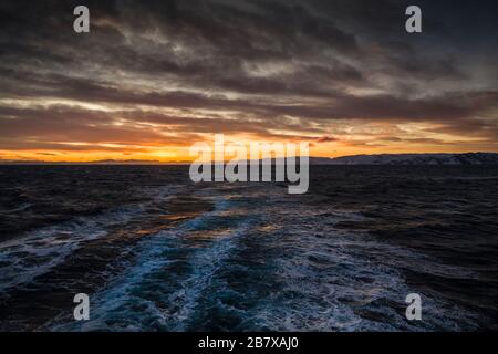 Sonnenuntergang, arktisches Norwegen. Stockfoto