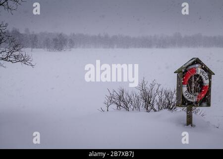 Rettungsschwimmer im Winter, Tromso, Norwegen. Stockfoto