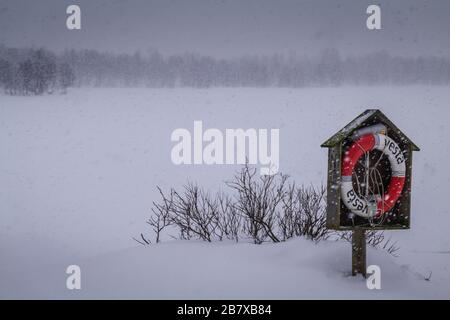 Rettungsschwimmer im Winter, Tromso, Norwegen. Stockfoto