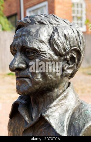 Büste in Erinnerung an den Richter William O. Douglas in Georgetown in Washington DC, USA. Stockfoto