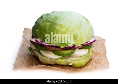 Veganer Burger isoliert auf Weiß. Organisch frisch vegetarischer Hamburger Konzept Stockfoto