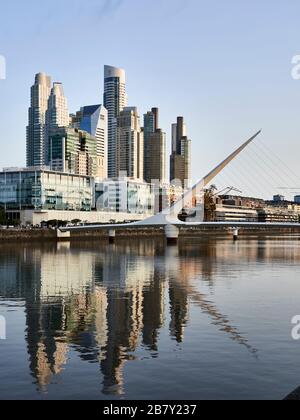 Puerto Madero Dockland Reentwicklung Buenos Aires, Argentinien. Stockfoto