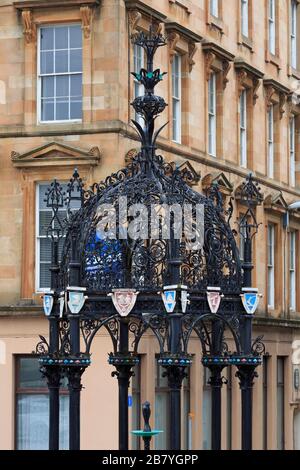 Lyle Central Fountain in Cathcart Square, Greenock, Inverclyde, Schottland, Großbritannien Stockfoto