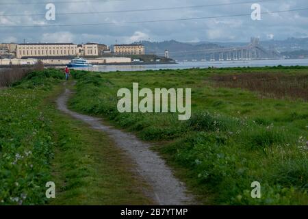 Das San Quentin State Prison befindet sich am Rande des Wassers im Marin County, Kalifornien. Stockfoto