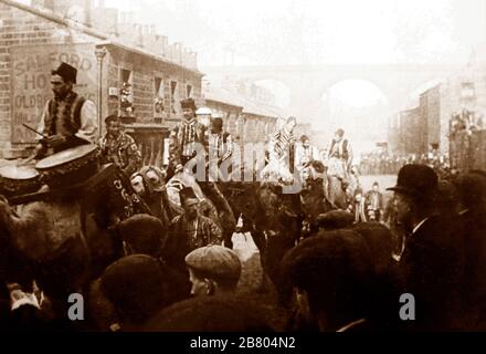 Zirkusparade, Burnley, Lancashire, Anfang der 1900er Jahre Stockfoto