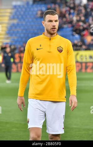 Cagliari, Italien. Januar 2020. cagliari, Italien, 01. Januar 2020, Edin Dzeko von AS Roma während - Credit: LM/Luigi Canu Credit: Luigi Canu/LPS/ZUMA Wire/Alamy Live News Stockfoto