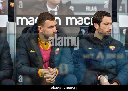 Cagliari, Italien. Januar 2020. cagliari, Italien, 01. Januar 2020, Edin Dzeko von AS Roma während - Credit: LM/Luigi Canu Credit: Luigi Canu/LPS/ZUMA Wire/Alamy Live News Stockfoto