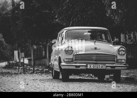 Vintage Wolga Estate GAZ 21 - 1968 - monochromes Bild des berühmten sowjetischen russischen kommunistischen Parteiführerautos Stockfoto