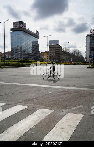 Piazza Gazzale Loreto, Lifestyle, COVID 19, Corona Virus, Mailand, Lombardei, Italien, Europa Stockfoto