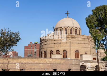 Der Dom der Kirche St. Georg im koptischen Kairo Stockfoto