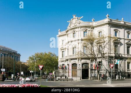 Palacio de Linares, auch Casa America genannt, an der Plaza de Cibeles in Madrid, Spanien Stockfoto