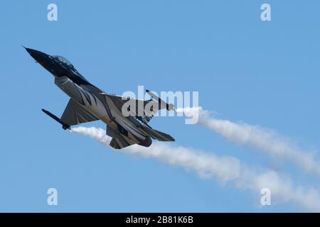 Das Royal International Air Tattoo, RAF Fairford, Gloucestershire, UK. 15. Juli 2018. UK Wetter: Das heiße Wetter zieht Rekordmassen heute. Die Stockfoto