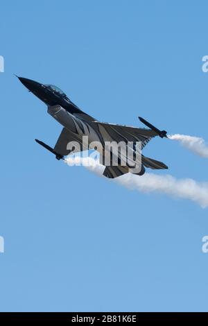 Das Royal International Air Tattoo, RAF Fairford, Gloucestershire, UK. 15. Juli 2018. UK Wetter: Das heiße Wetter zieht Rekordmassen heute. Die Stockfoto