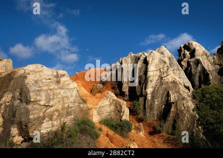 Cerro del Hierro in der Sierra Norte de Sevilla, Andalucia, Spanien. Nördlich des Nationalparks Sevilla Stockfoto