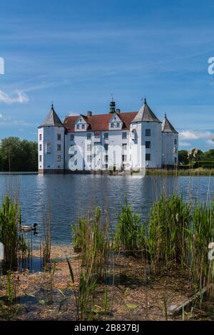 Schloss Glückburg, Glücksburg, Renaissancebau aus dem 16. Jahrhundert, Sitz des ehemaligen Dukedom Glücksburg-Sonderburg, Schleswig-Holstein, Deutschland, Stockfoto